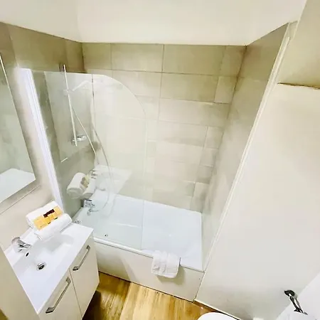 Apartment Le Chevrefeuille - Easystay83
